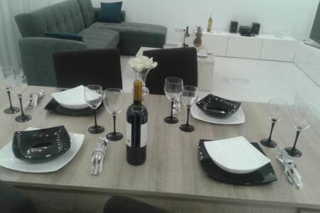Despina'S Luxury Apt Downtown Kandiye Dış mekan fotoğraf