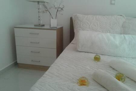 Despina'S Luxury Apt Downtown Kandiye Dış mekan fotoğraf